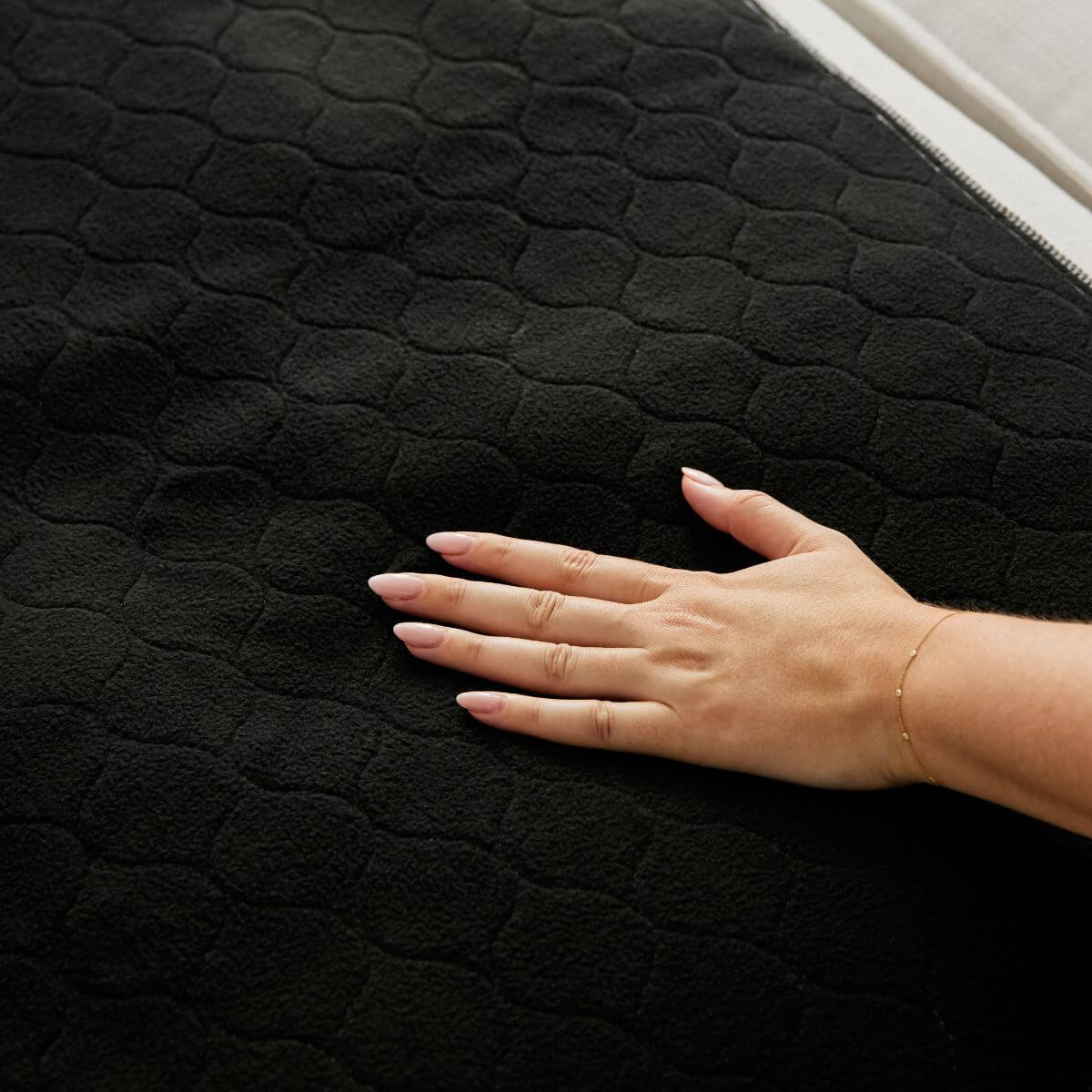 Invizi Non-Slip Mat 60x90cm - Twin-Pack - Image 3