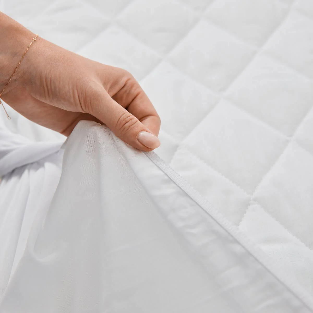 Invizi Waterproof Fitted Sheet With Soft Absorbent Top Layer - Image 4